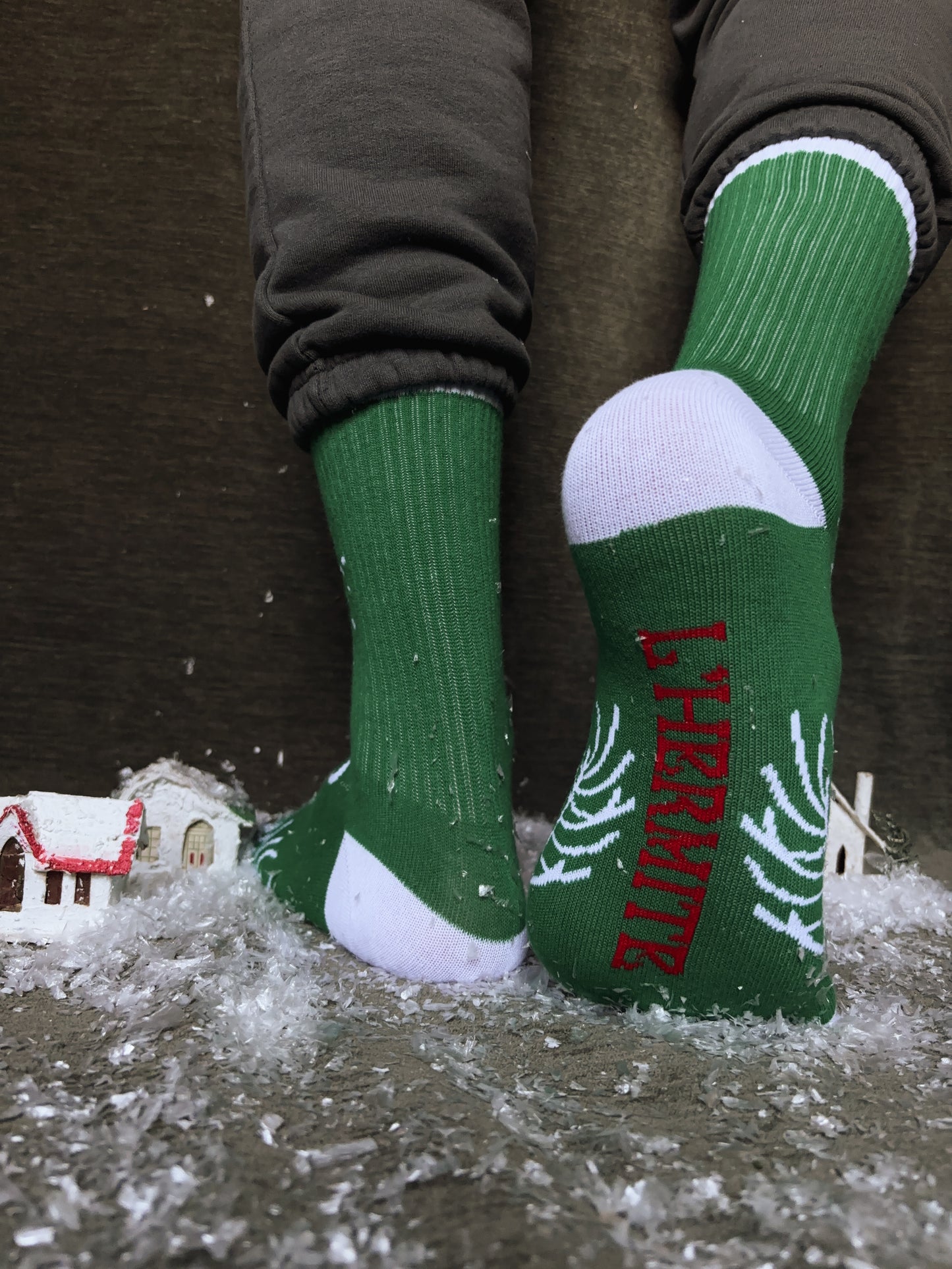 Snowy Lantern socks