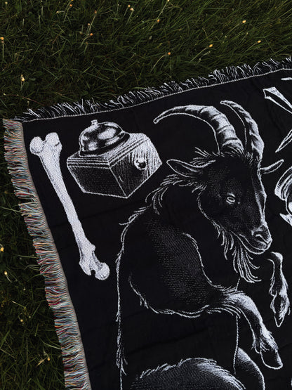 Preorder • Don’t piss me off • Tapestry blanket