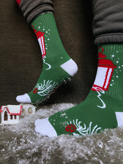 Snowy Lantern socks