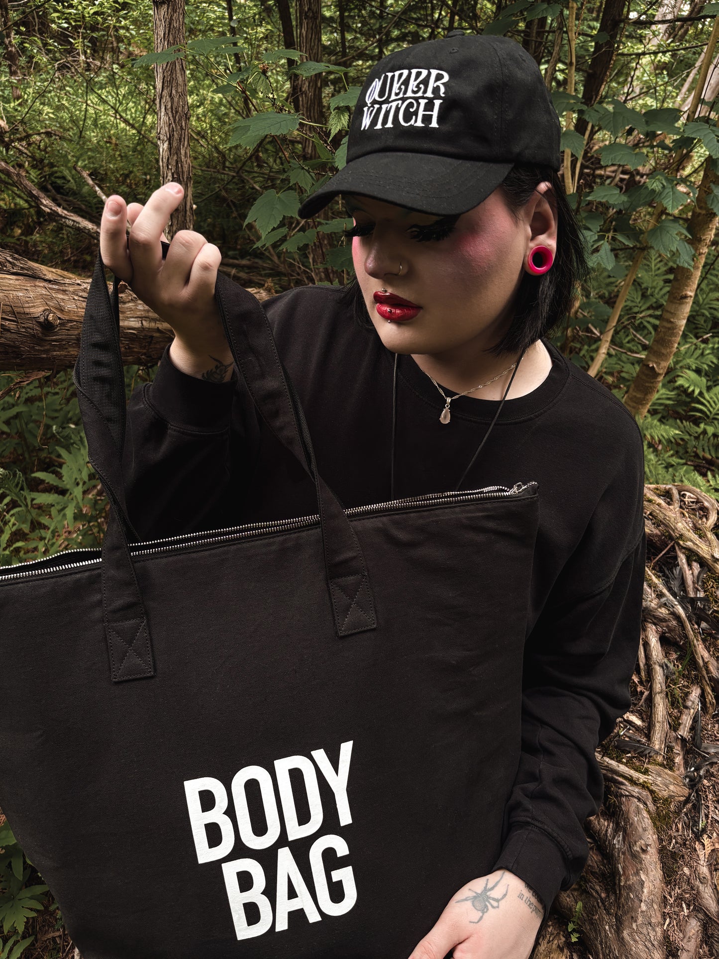 Body Bag• oversized tote