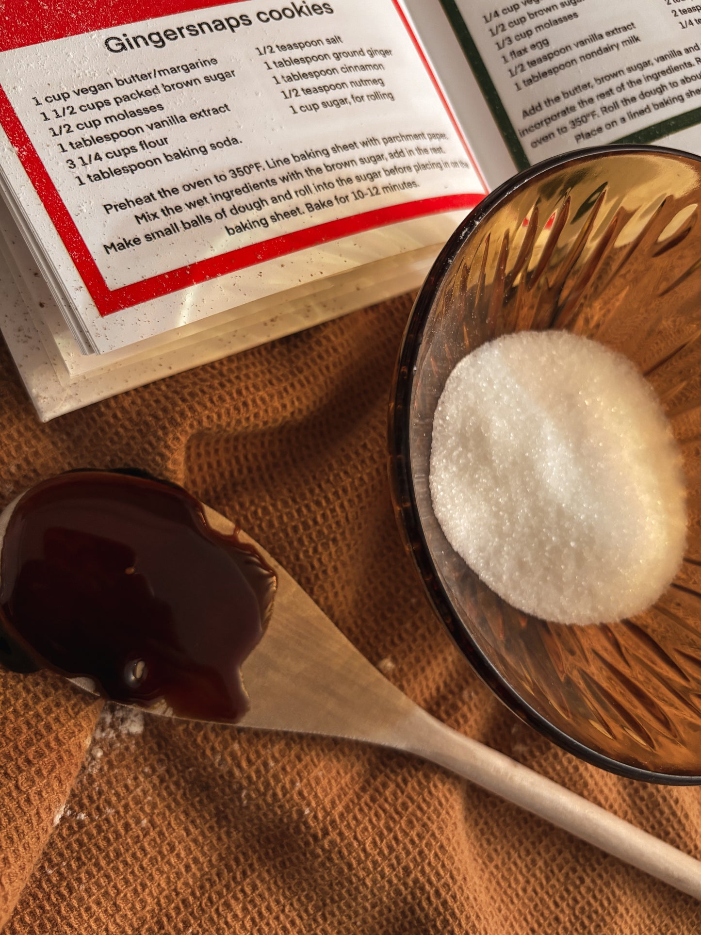 The Decadence,  a cozy holiday guidebook